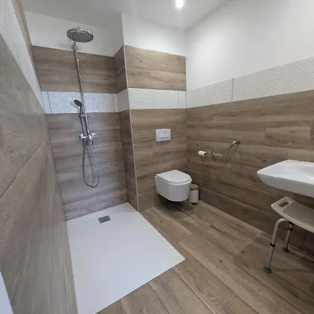 Du Grand 度假居 Donnay