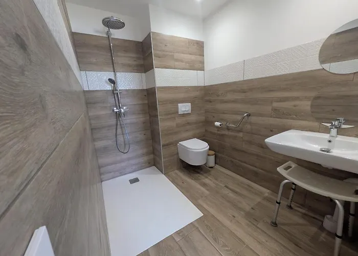 Du Grand Hébergement de vacances Donnay